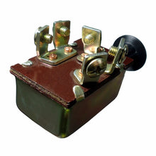 Interruptor de pulso universal 12/24V, 5 term.